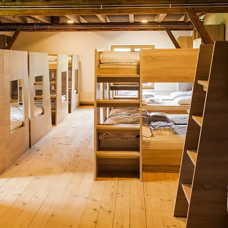 Hostel Skok *